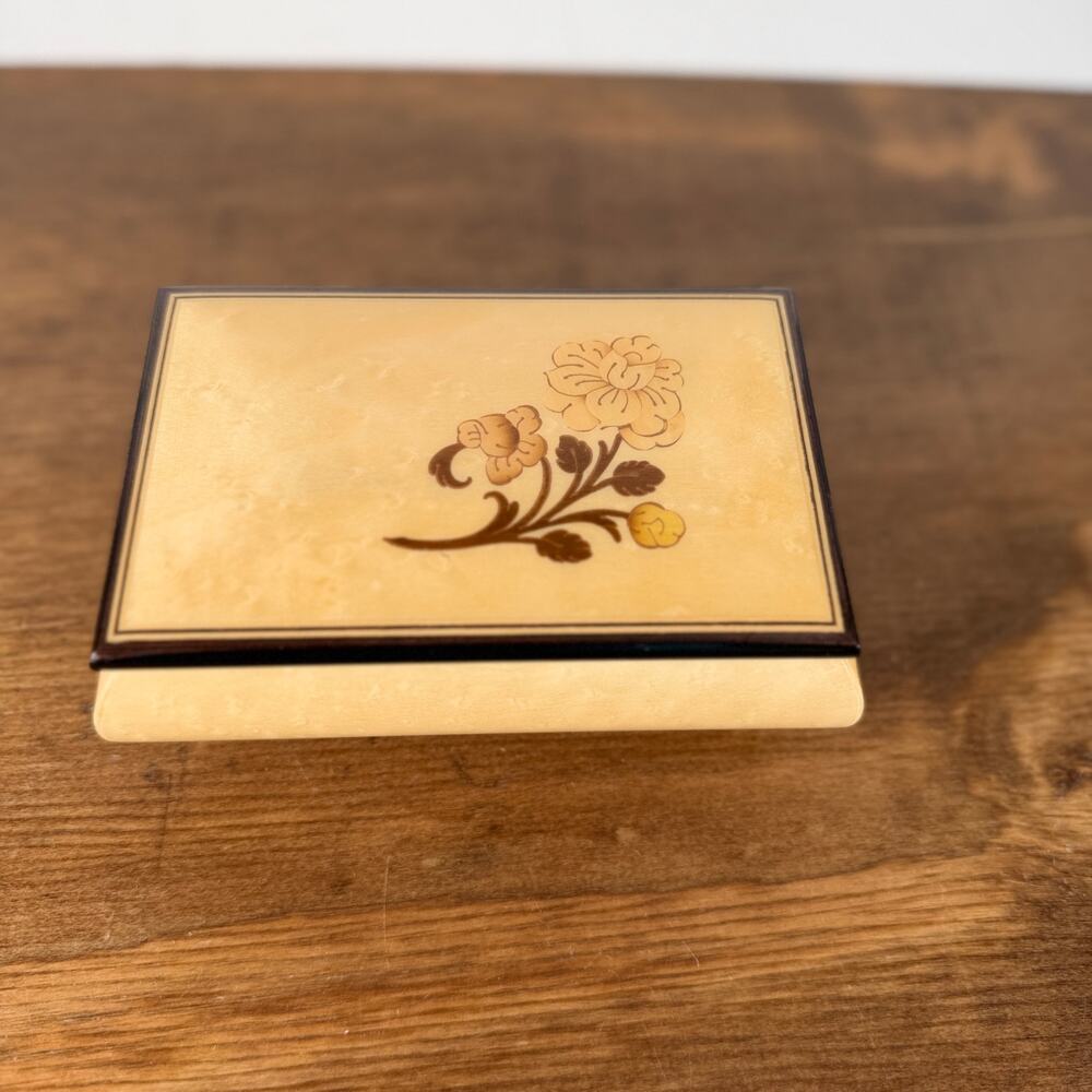 Vintage Italian Sorrento Ware Inlaid Musical Jewelry Box